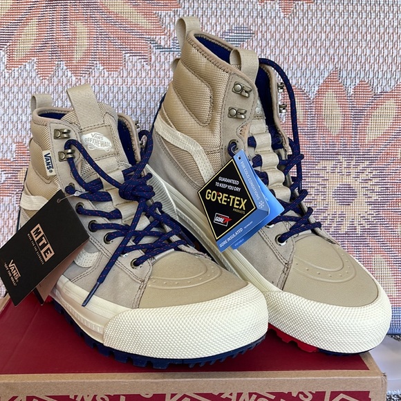 Vans WMNS Sk8-Hi Gore-Tech
Taos Taupe
VN0A5111YUU
Boots - Picture 5 of 16